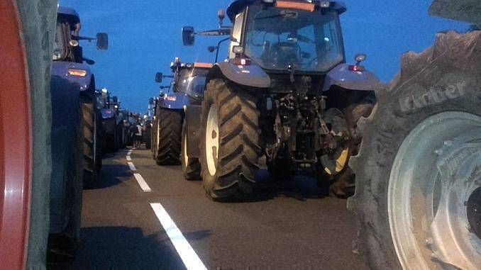 protest fermieri Franta