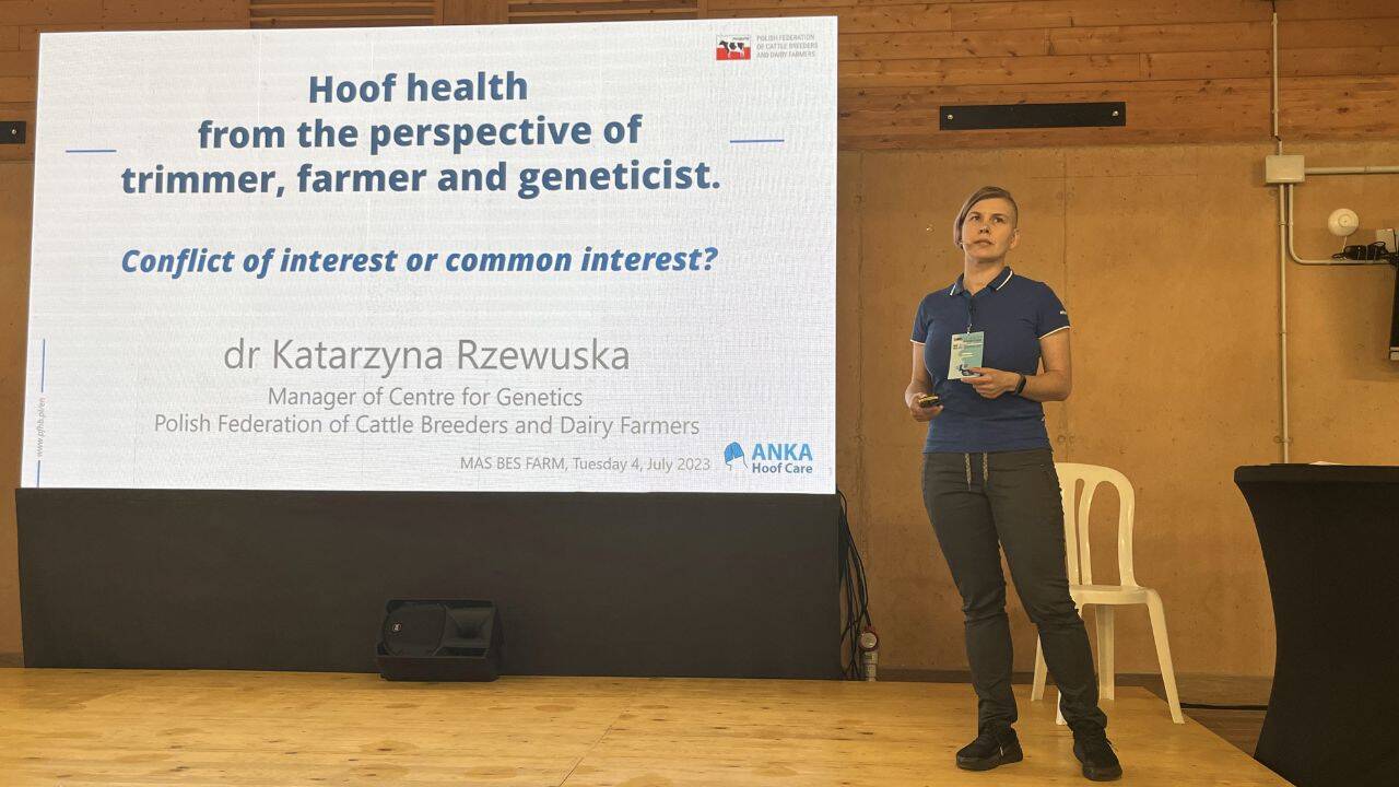Conferinta-Internationala-Pentru-Sanatatea-Ongloanelor-Katarzyna-Rzewuska