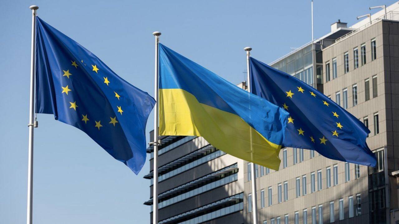 steagul Ucrainei si al UE