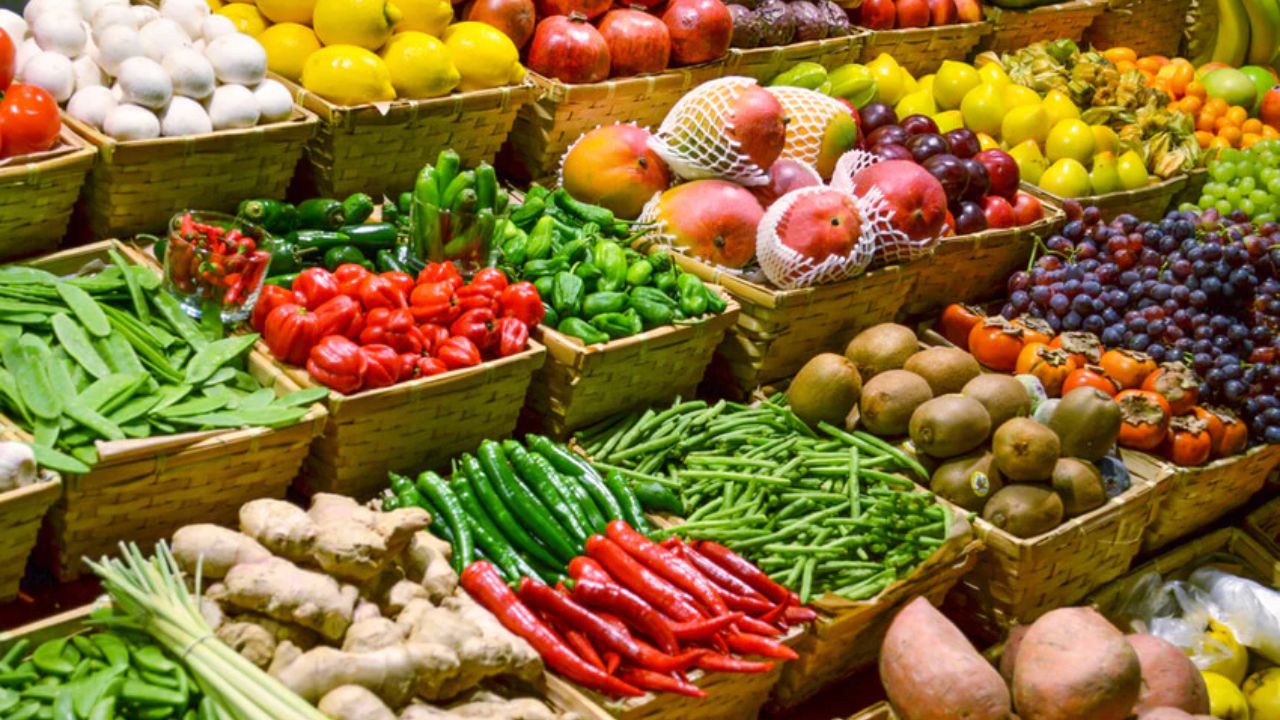 Guvernul bulgar a amânat înființarea magazinelor de stat cu alimente ieftine