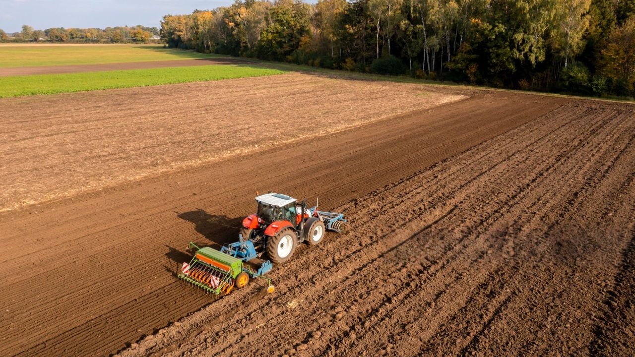 Impozit majorat pe terenuri agricole