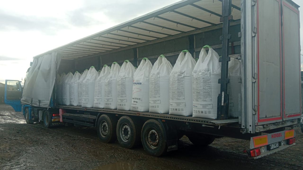 Livrare de îngrășăminte pentru sfecla de zahăr