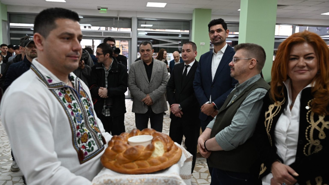 piata-dorobanti-redeschidere