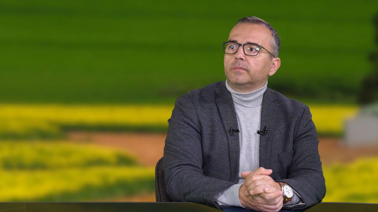 Florin Constantin, Fondator AGXecutive