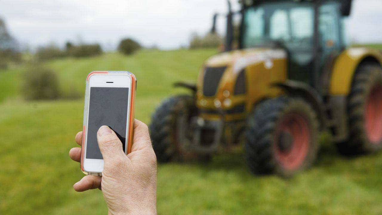 Fermierii trebuie să transmită poze din parcelele pârloagă