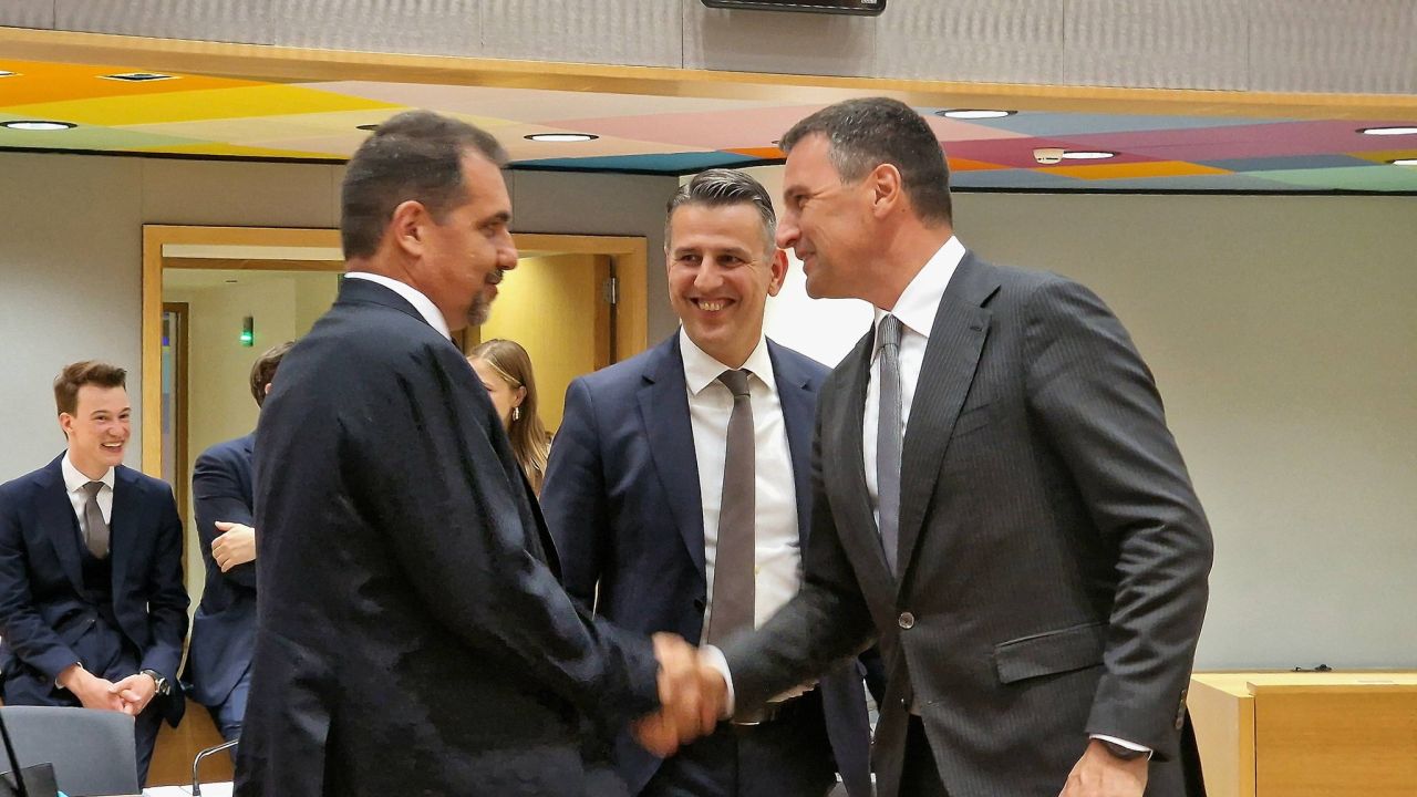 tanczos-barna-discutii-agrifish
