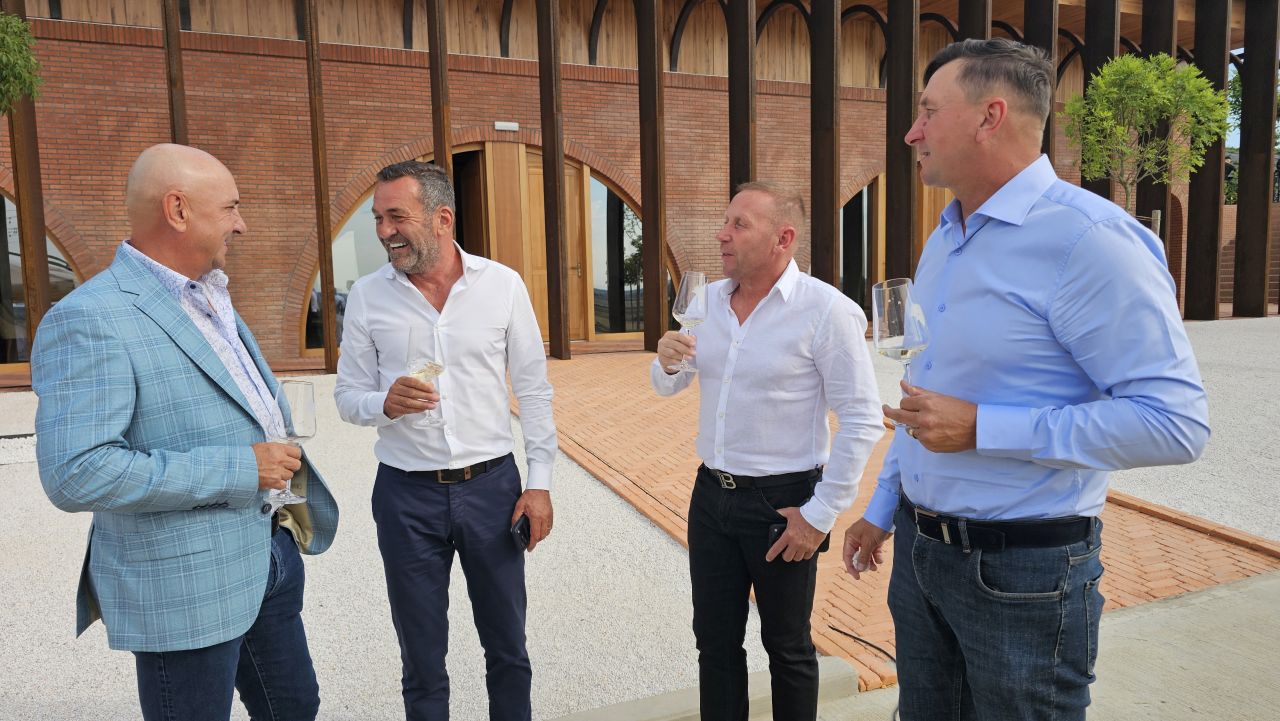 discutii-fermieri-dan-corbut