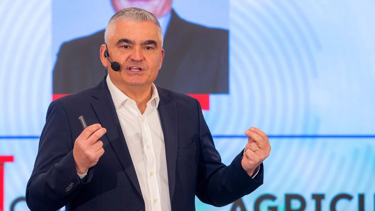 Cezar Gheorghe, fondator AGRIColumn